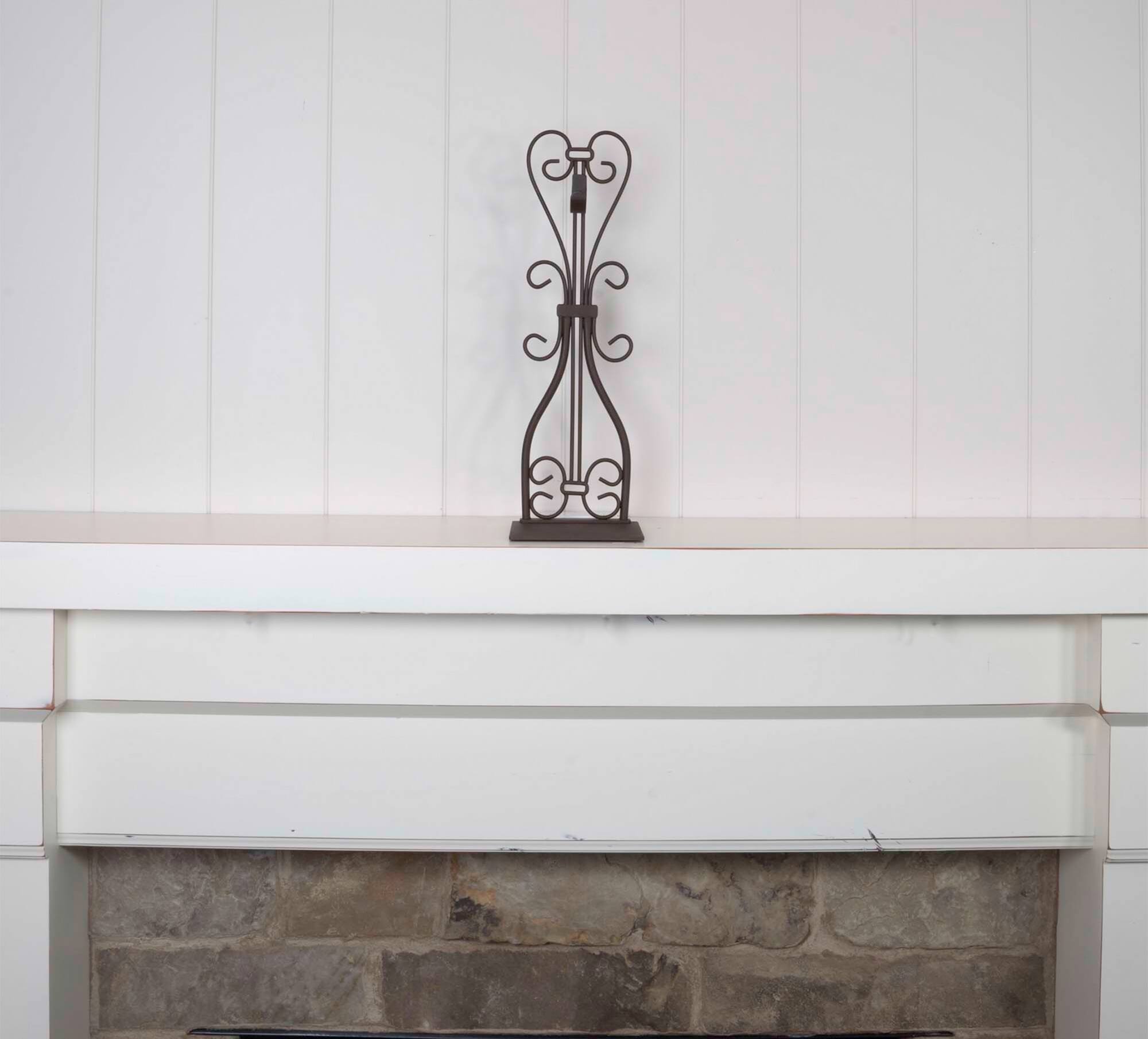Village Lighting Elegant Adjustable Fireplace Mantle Wreath Hanger